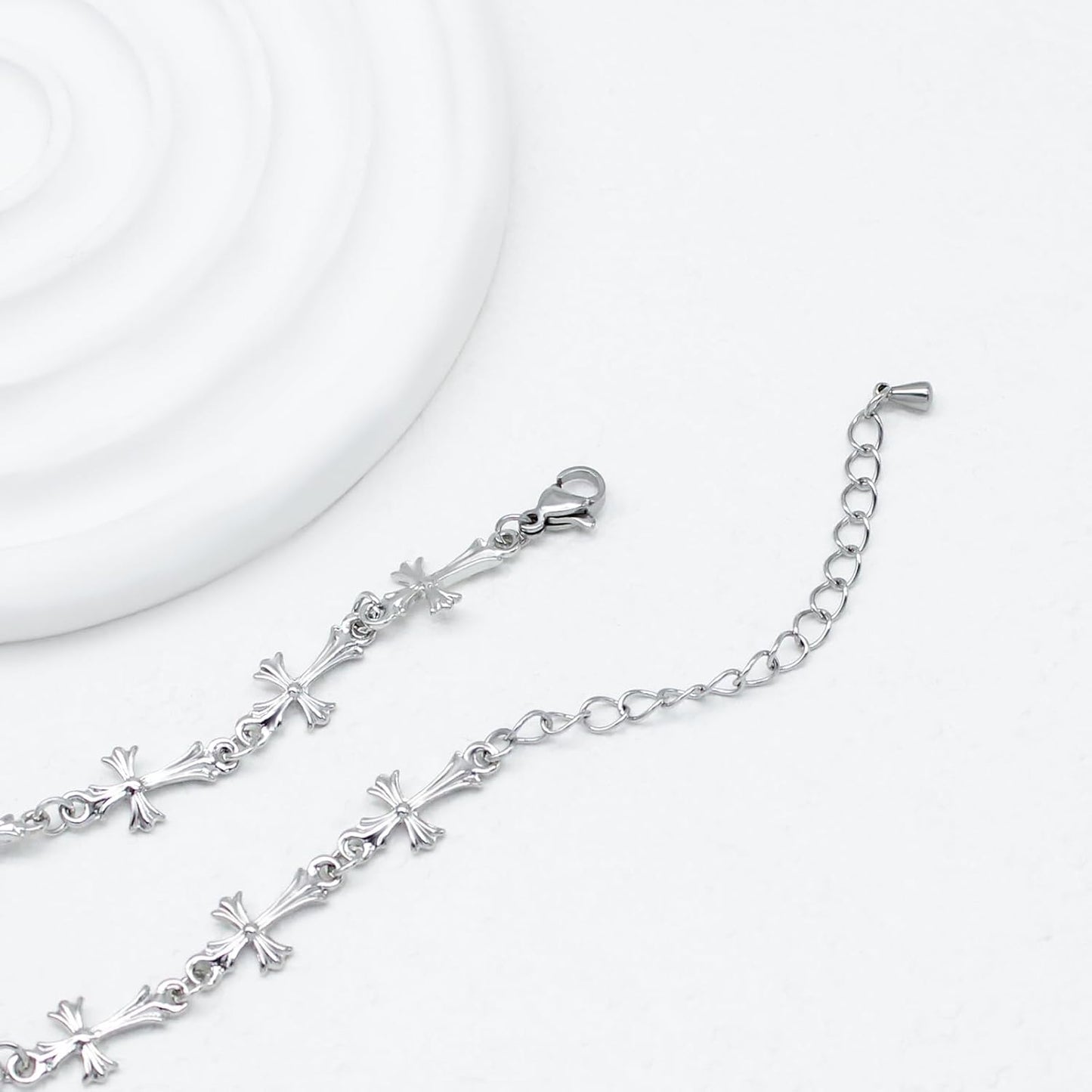 Silver Y2K Cross Pendant Necklace – Gothic Safety Pin Design