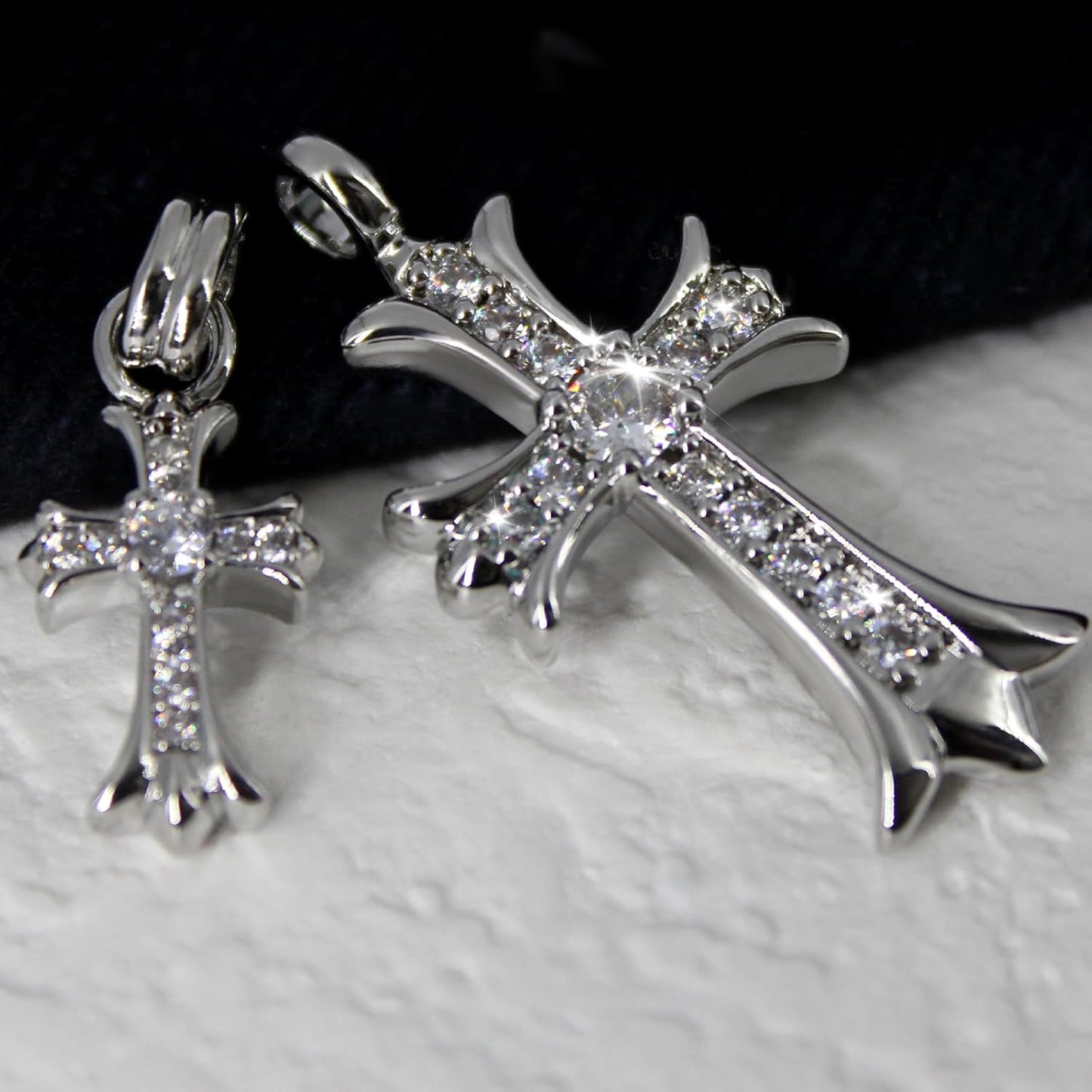 Silver Y2K Cross Pendant Necklace – Gothic Safety Pin Design